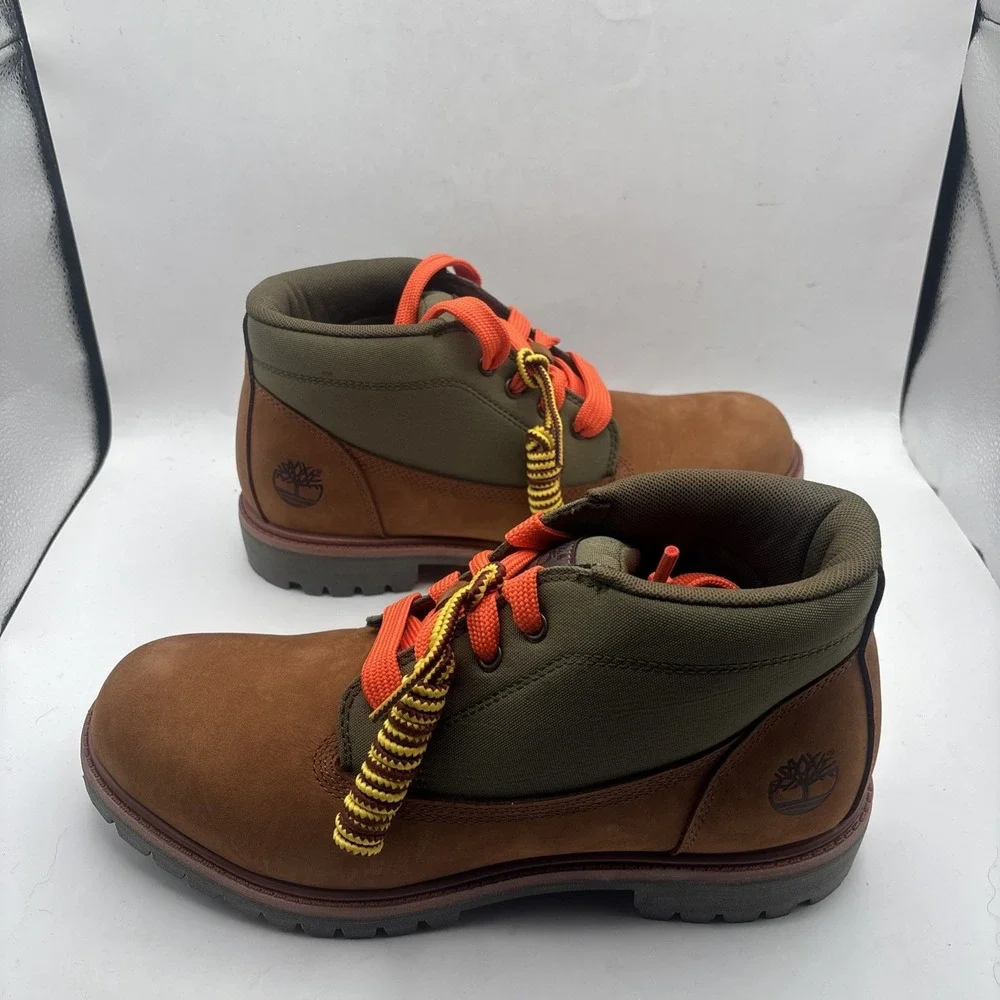 Timberland Premium Mid‎ Lace Chukka Boot Medium Brown Nubuck Men's Size 9.5